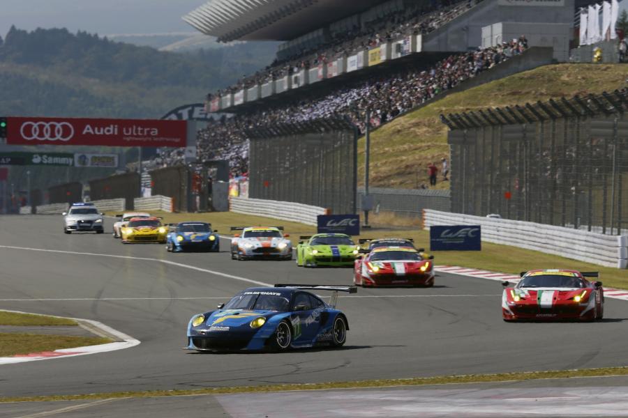  Porsche 911 GT3 RSR 2012 года  (фото 36 из 429)